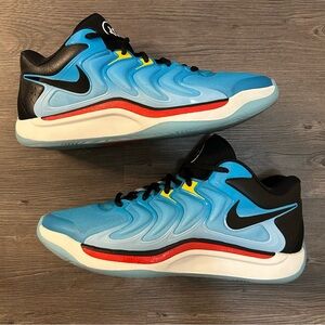 Nike Vibrant Blue and Black Sneakers